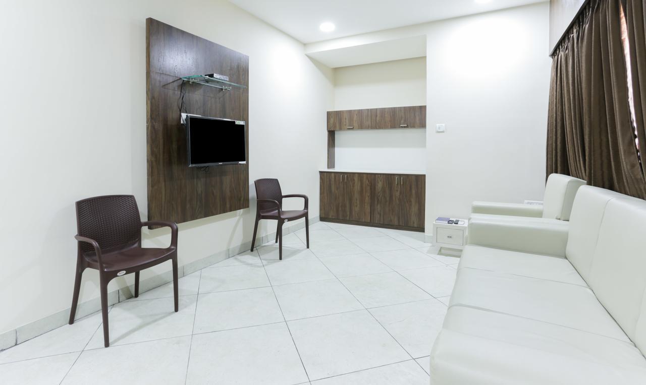 Treebo Trend Grace Residency Hotel Chennai Exterior foto