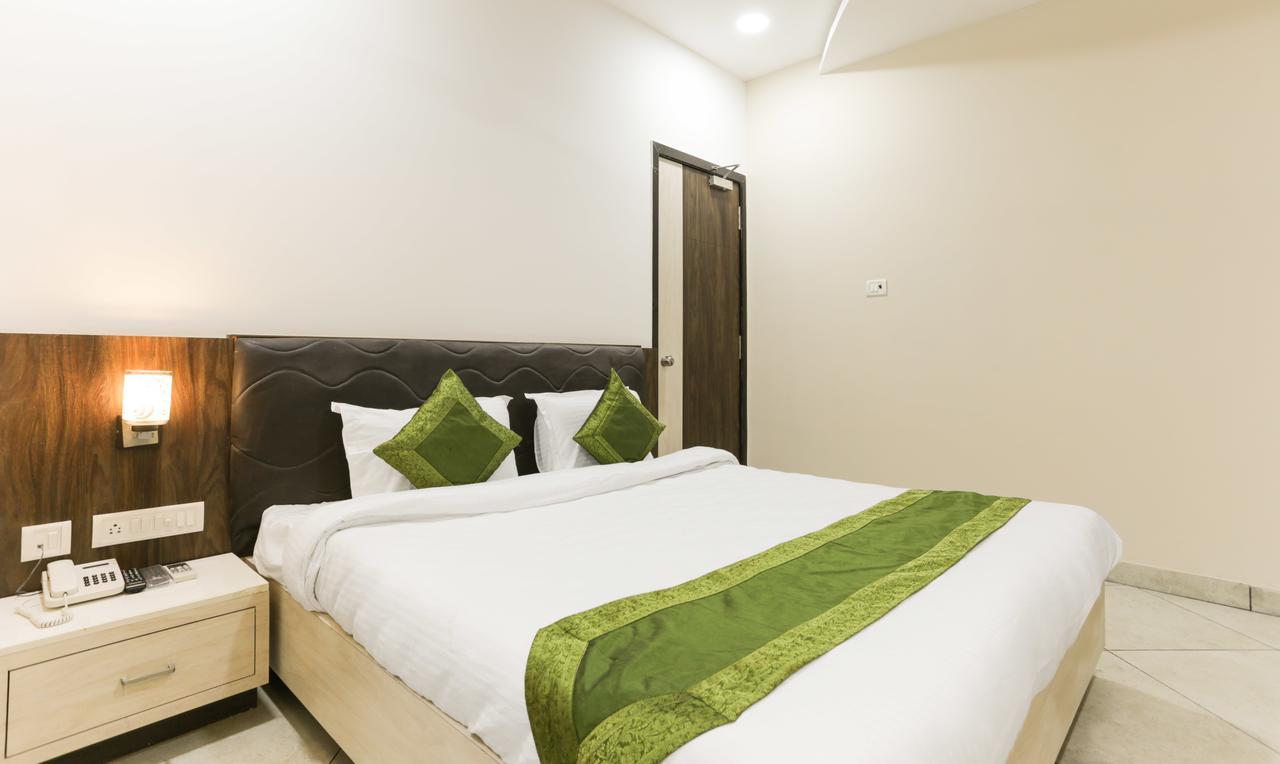 Treebo Trend Grace Residency Hotel Chennai Exterior foto
